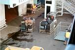 Unloading luggage-2.jpg
